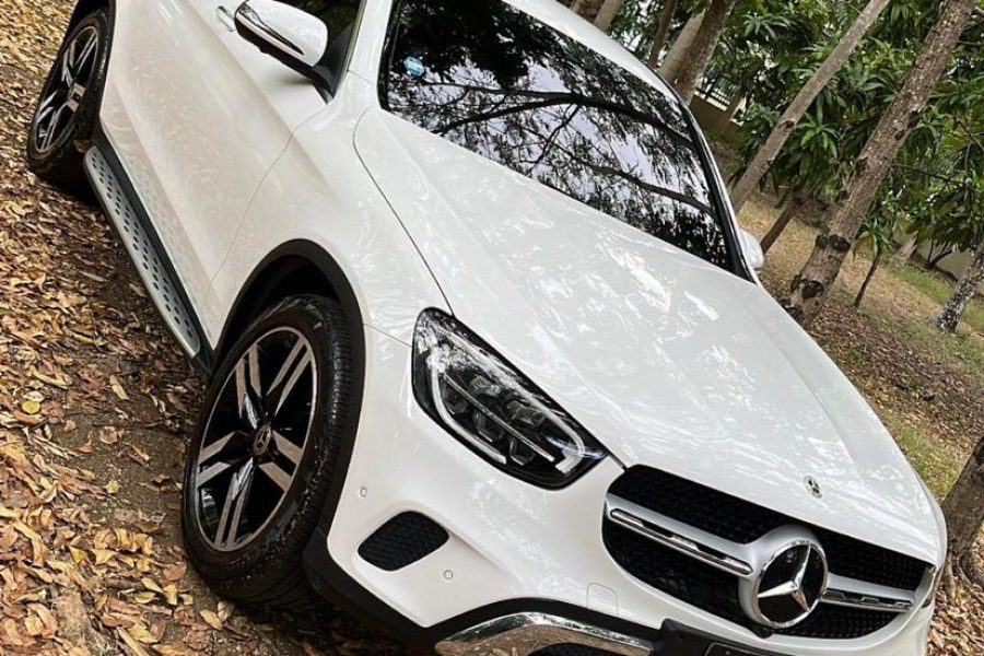Mercedes-Benz 2021